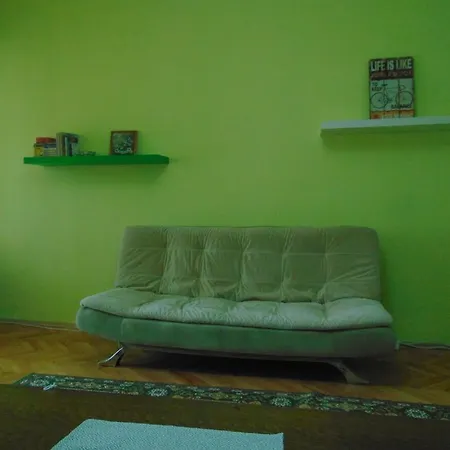 Be My Guest Apartment *